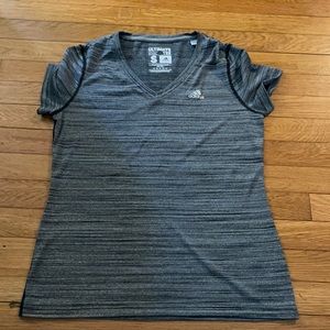 🔅Adidas short sleeve shirt